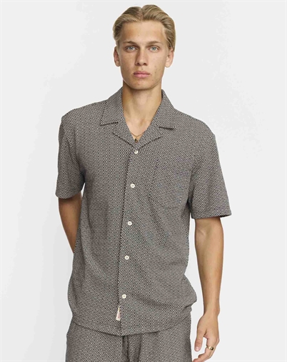Revolution - Jaquard Short-Sleeved Cuban Skjorte - Black